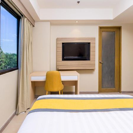 Surestay Plus By Best Western Cebu City Exterior photo